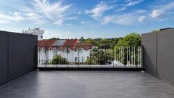Pasir Ris Beach Park (D18), Terrace #617736751